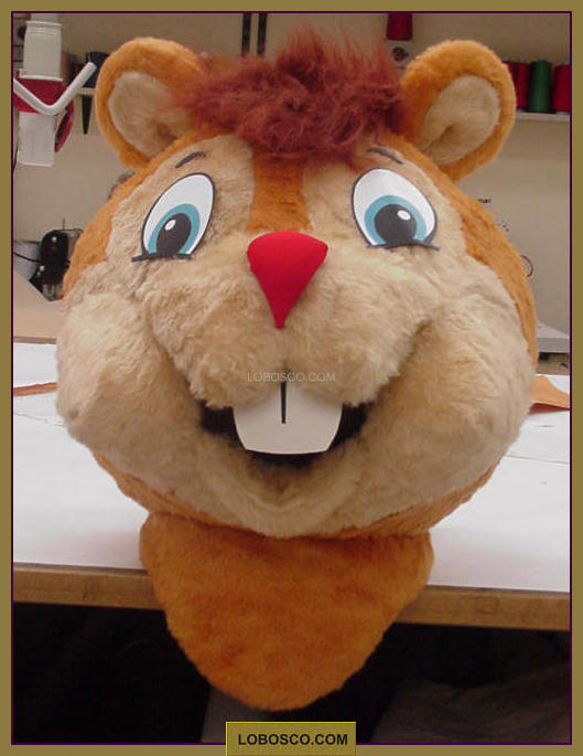 lobosco.com_00003953_pupazzi_puppets_animali_animals_chip_chop_orange_arancio_costumi_abiti_teatrali_storici_carnevale_spettacolo_costumes_clothing_theatrical_historical_carnival_performance_MVC280F.jpg